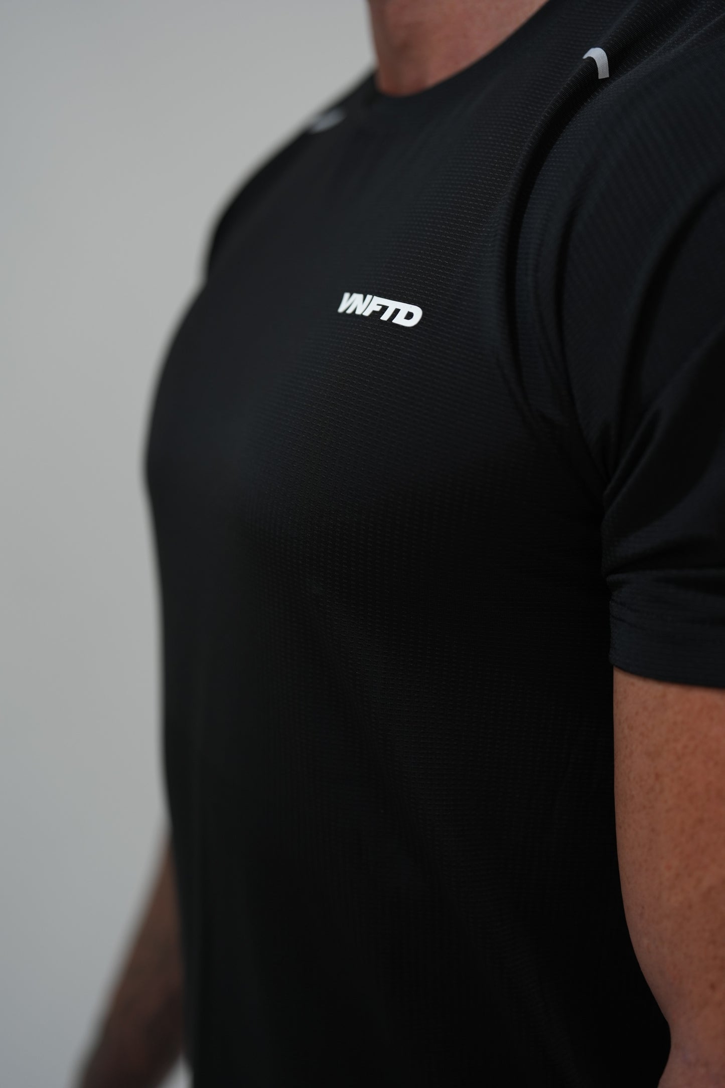 VNP PUREFORM SHIRT (V2)