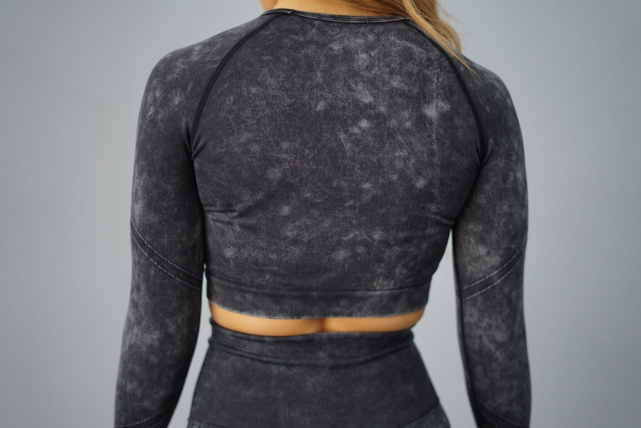 STORM SEAMLESS LONGSLEEVE TOP ACID WASHED CHARCOAL