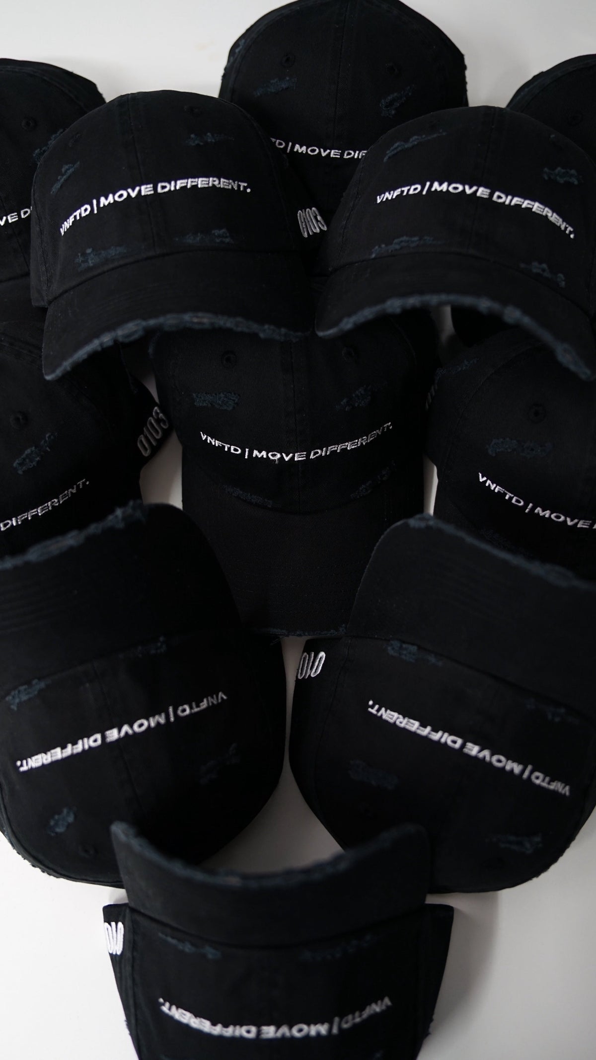 HEADWEAR & ACCESSORIES