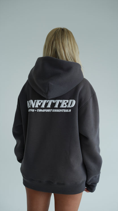 COMFORT ESSENTIAL HOODIE