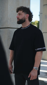 COLLAR EMB OVERSIZED TEE