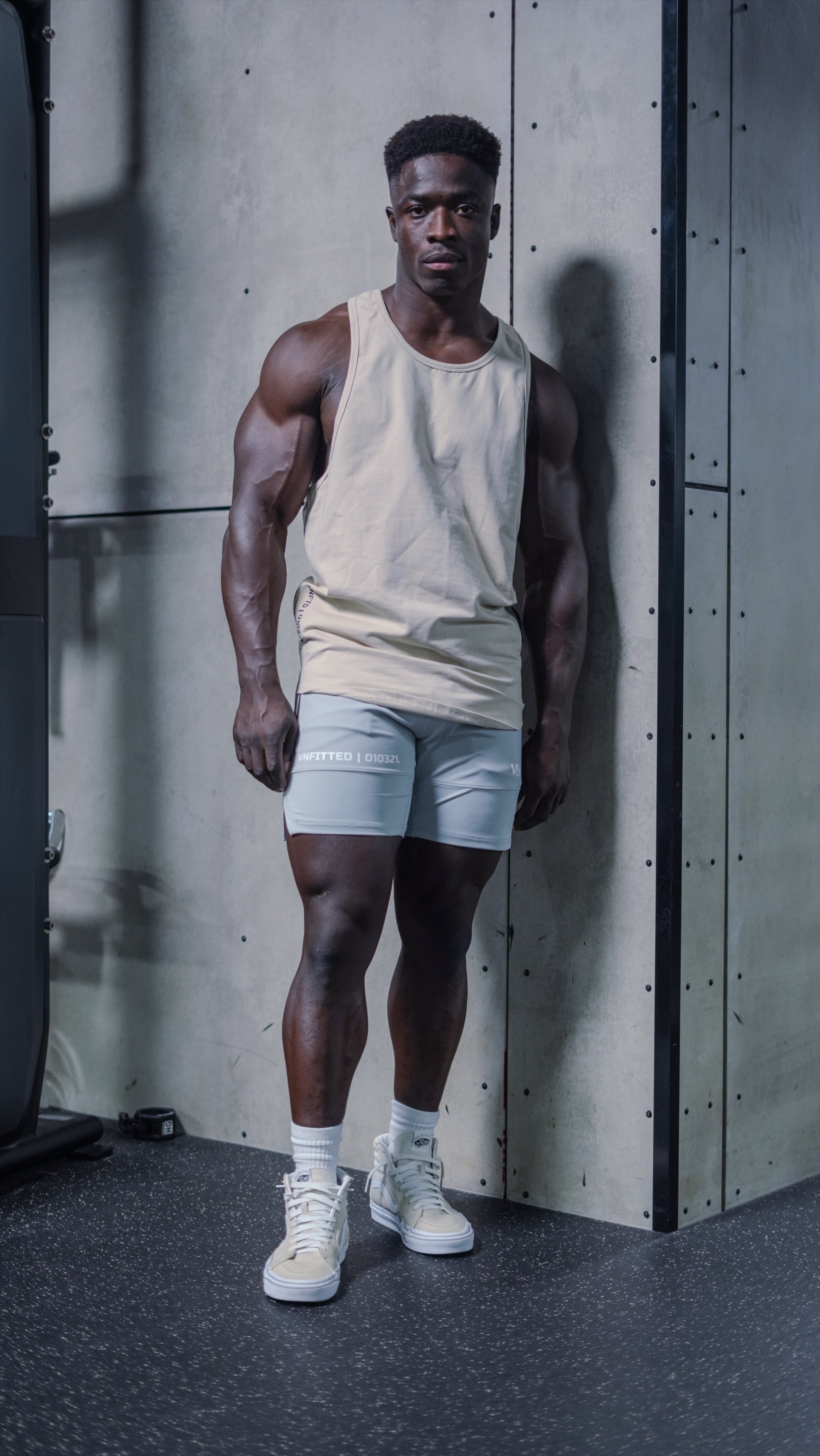 MOMENTUM SINGLET