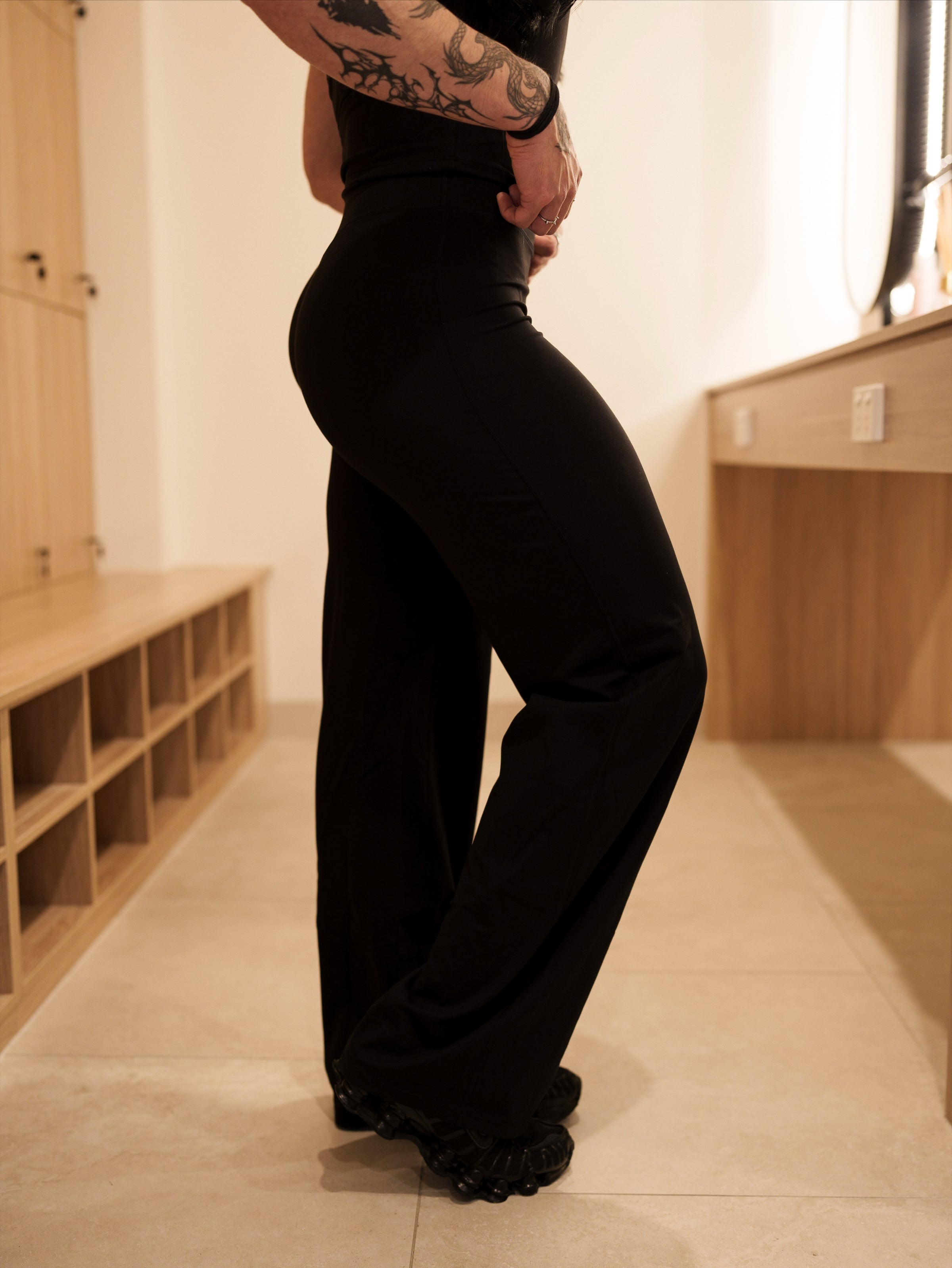 SIGNATURE ACTIVE WIDE LEGGINGS