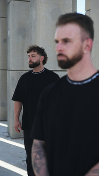 COLLAR EMB OVERSIZED TEE