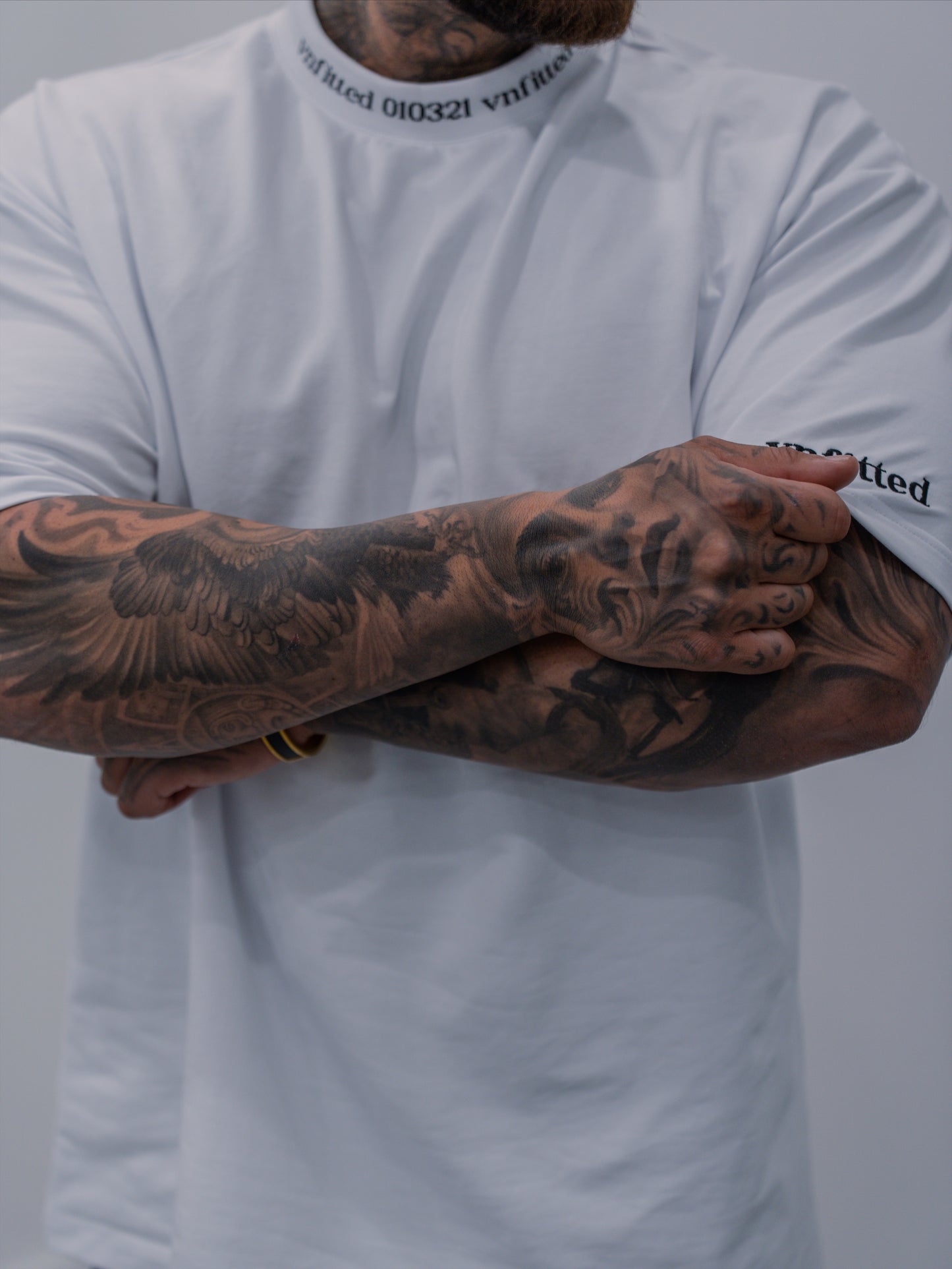 SIGNATURE STATEMENT OVERSIZED TEE