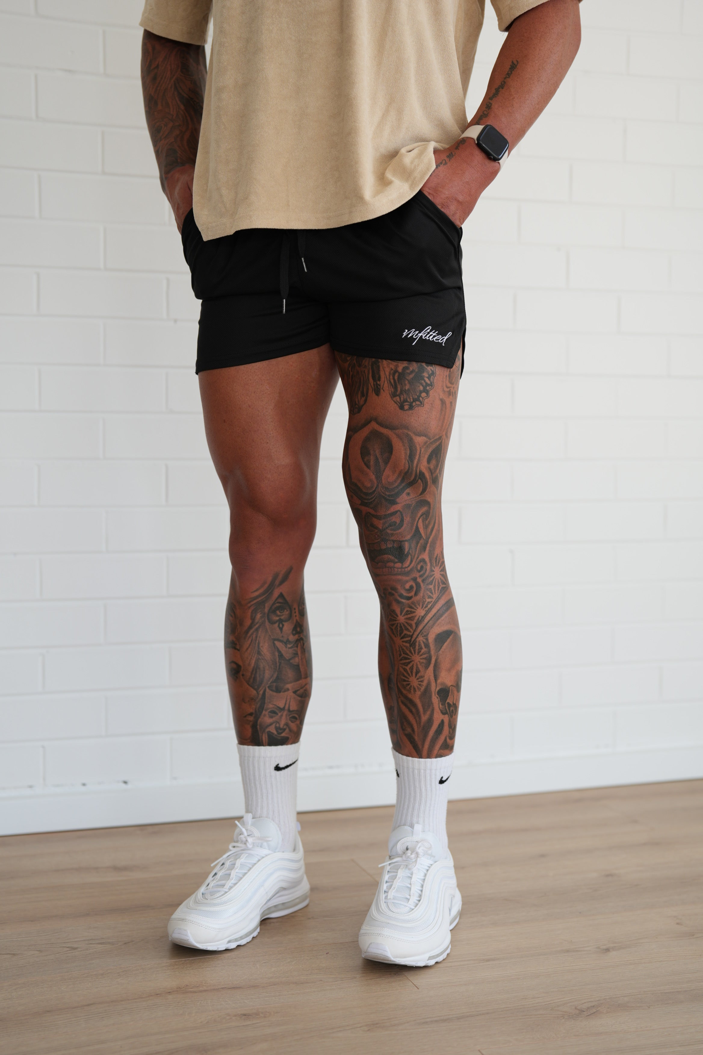 V-ACTIVE MESH SHORTS