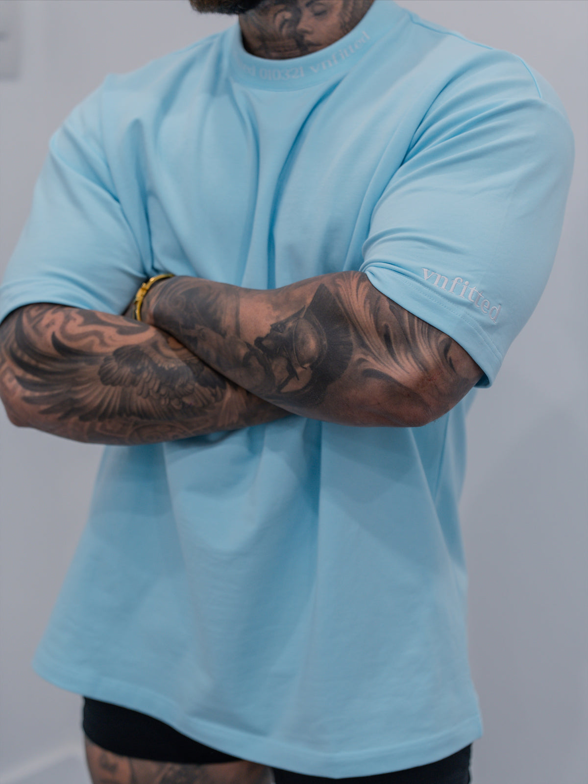 SIGNATURE STATEMENT OVERSIZED TEE