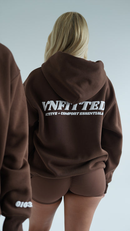 COMFORT ESSENTIAL HOODIE