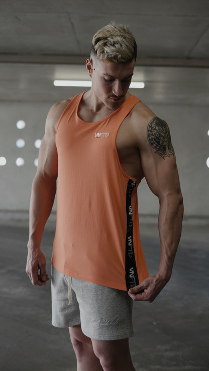 SIGNATURE FITTED SINGLET