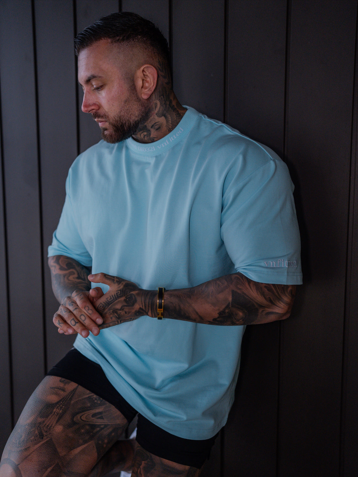 SIGNATURE STATEMENT OVERSIZED TEE