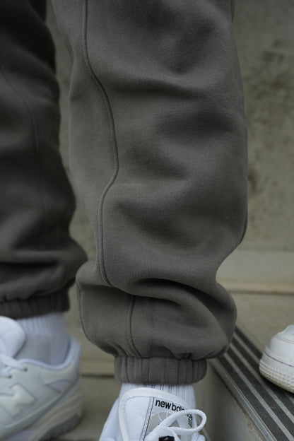 HEAVY BASIC MOVE DIFFERENT TRACKPANTS