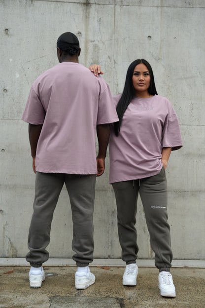 RUNNING EMB OVERSIZED TEE