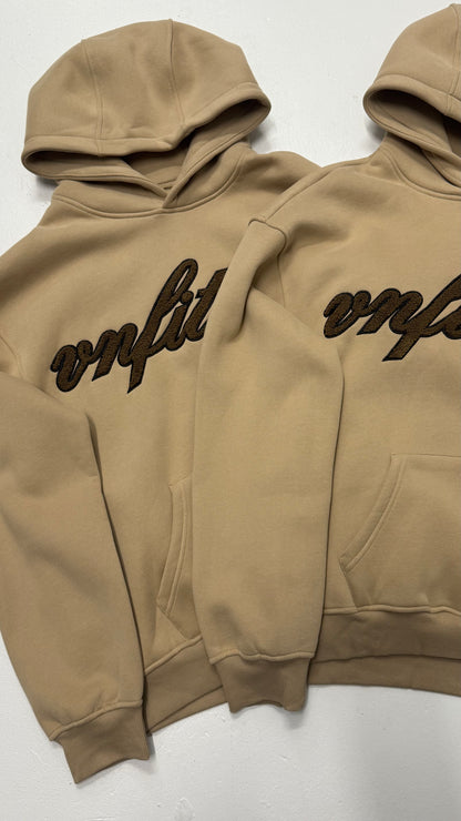 RUNNING EMBROIDERY HOODIE