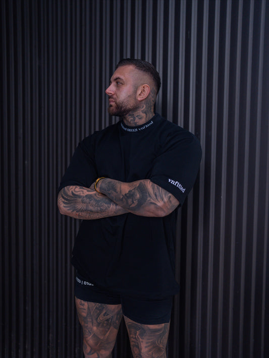 SIGNATURE STATEMENT OVERSIZED TEE