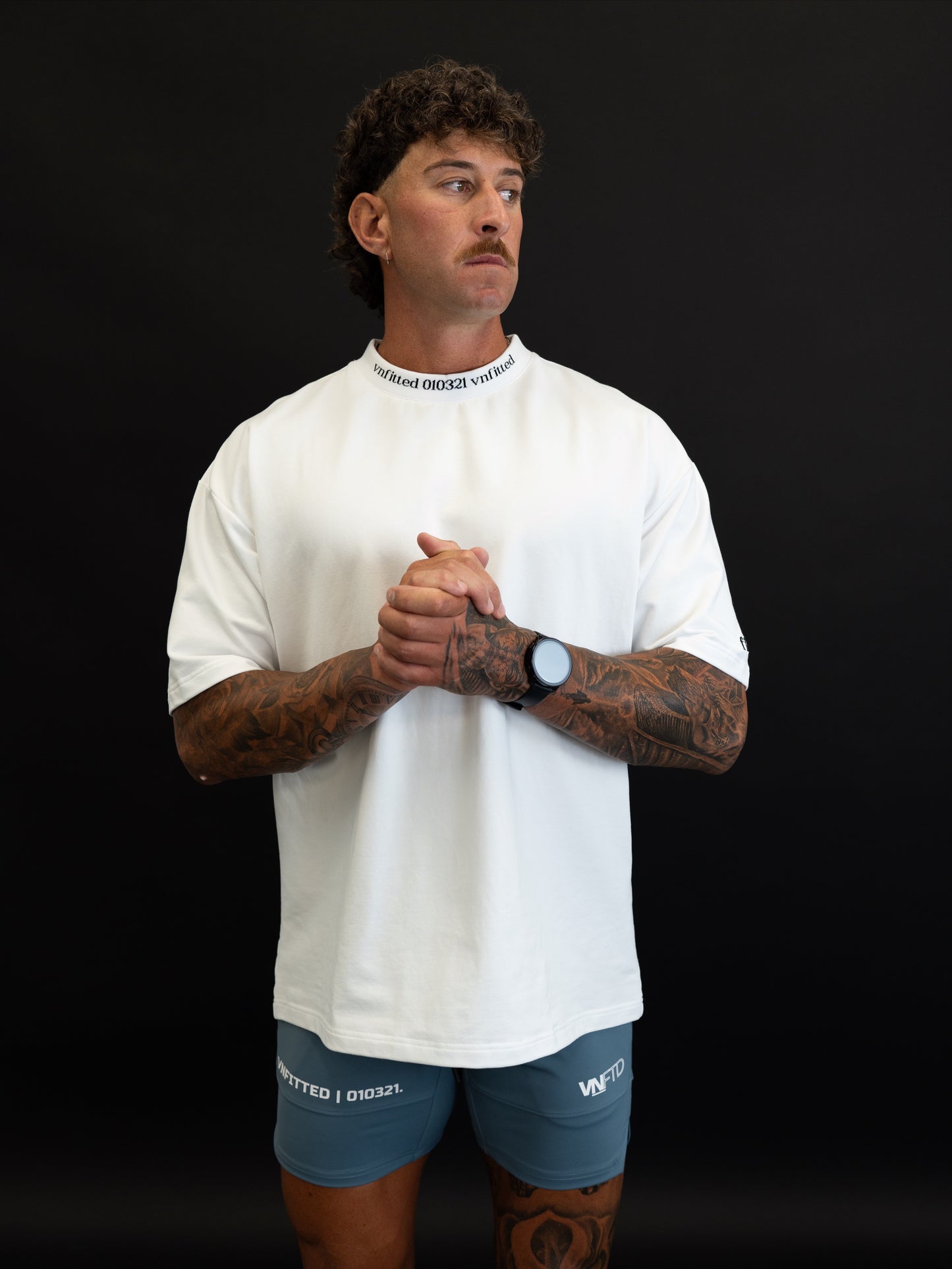 SIGNATURE STATEMENT OVERSIZED TEE