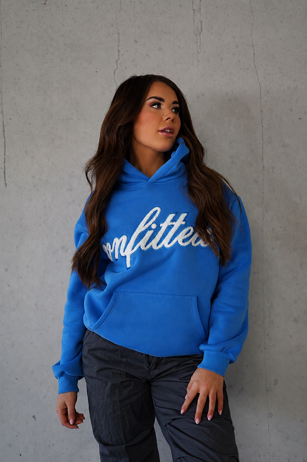 RUNNING EMBROIDERY HOODIE