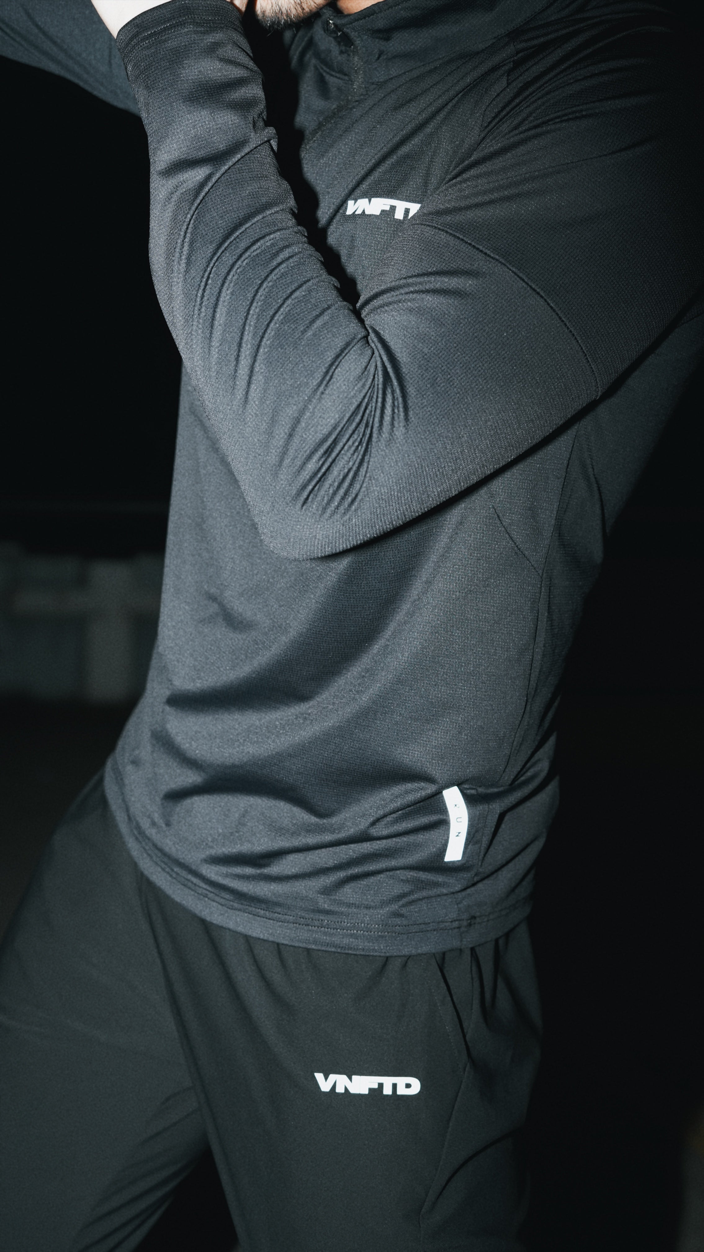 FREEFORM 1/4 ZIP LONGSLEEVE (V2)