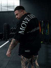 MOVE DIFFERENT OVERSIZED TEE