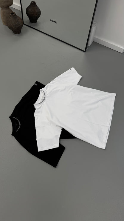 SIGNATURE STATEMENT OVERSIZED TEE