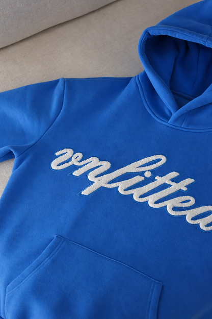 RUNNING EMBROIDERY HOODIE