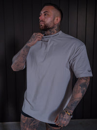 SIGNATURE STATEMENT OVERSIZED TEE