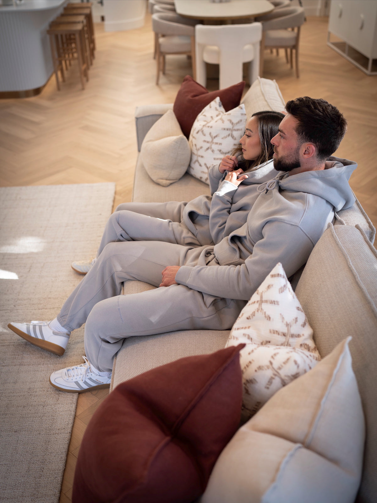 HEAVY BASIC MOVE DIFFERENT TRACKPANTS