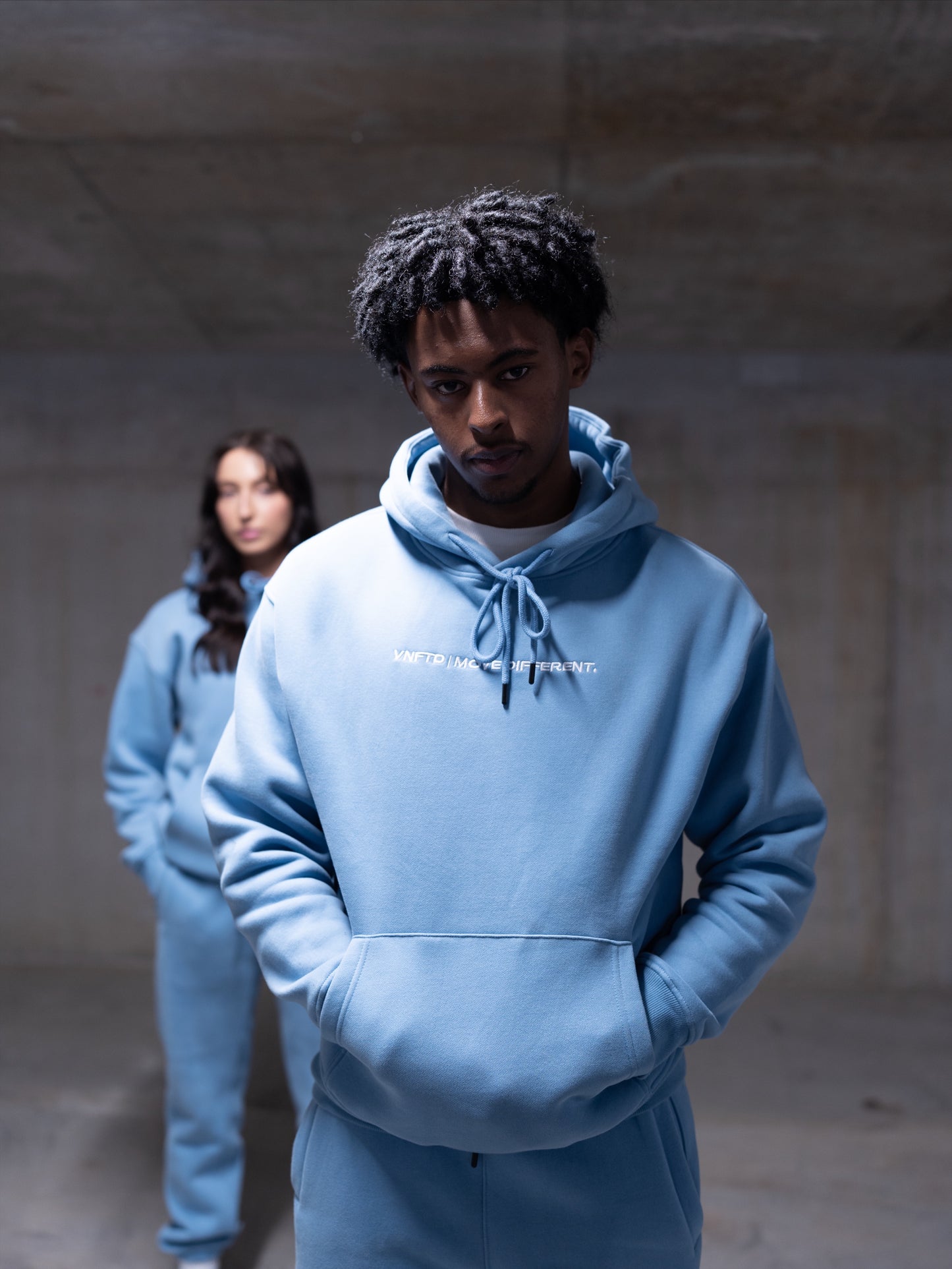 HEAVY BASIC MOVE DIFFERENT HOODIE