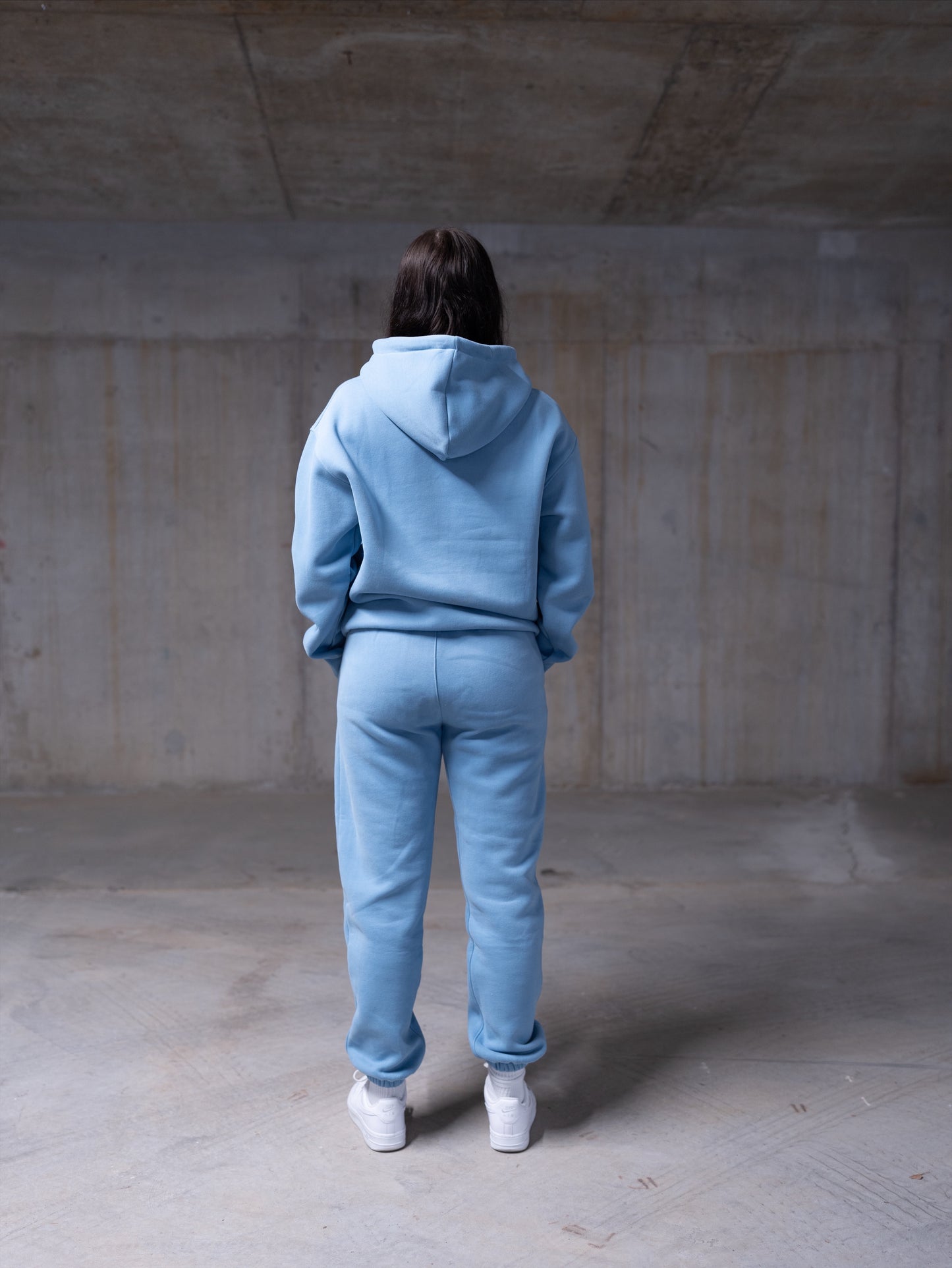 HEAVY BASIC MOVE DIFFERENT HOODIE