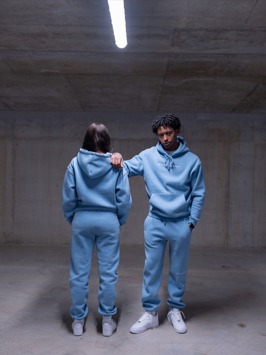 HEAVY BASIC MOVE DIFFERENT HOODIE