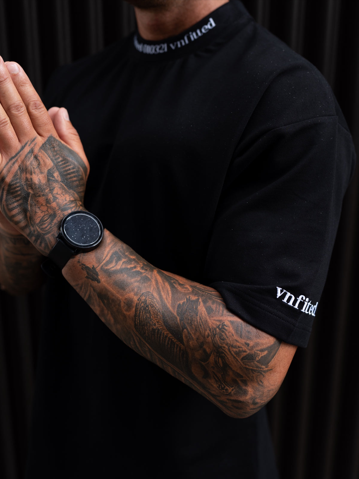 SIGNATURE STATEMENT OVERSIZED TEE