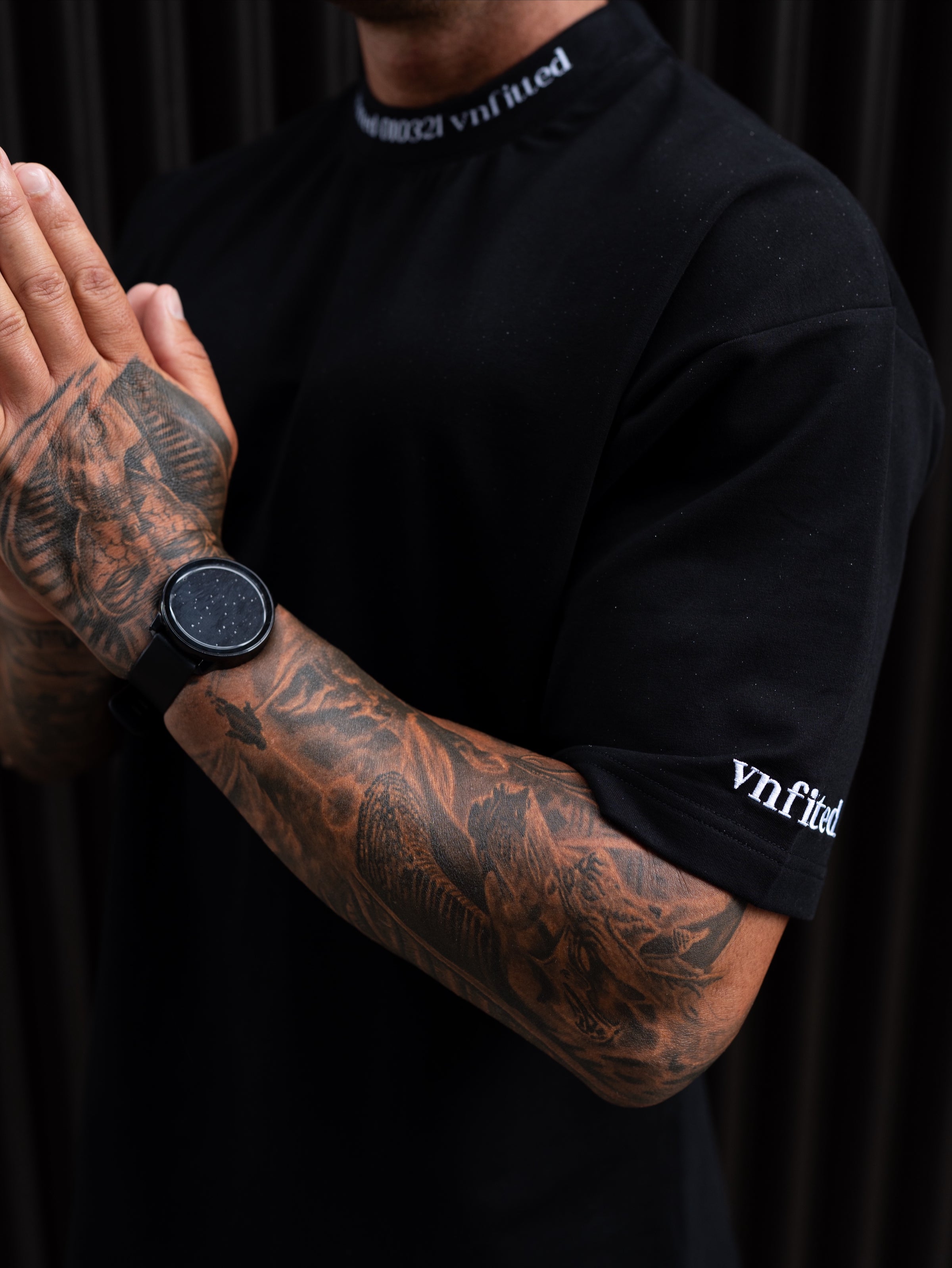 SIGNATURE STATEMENT OVERSIZED TEE