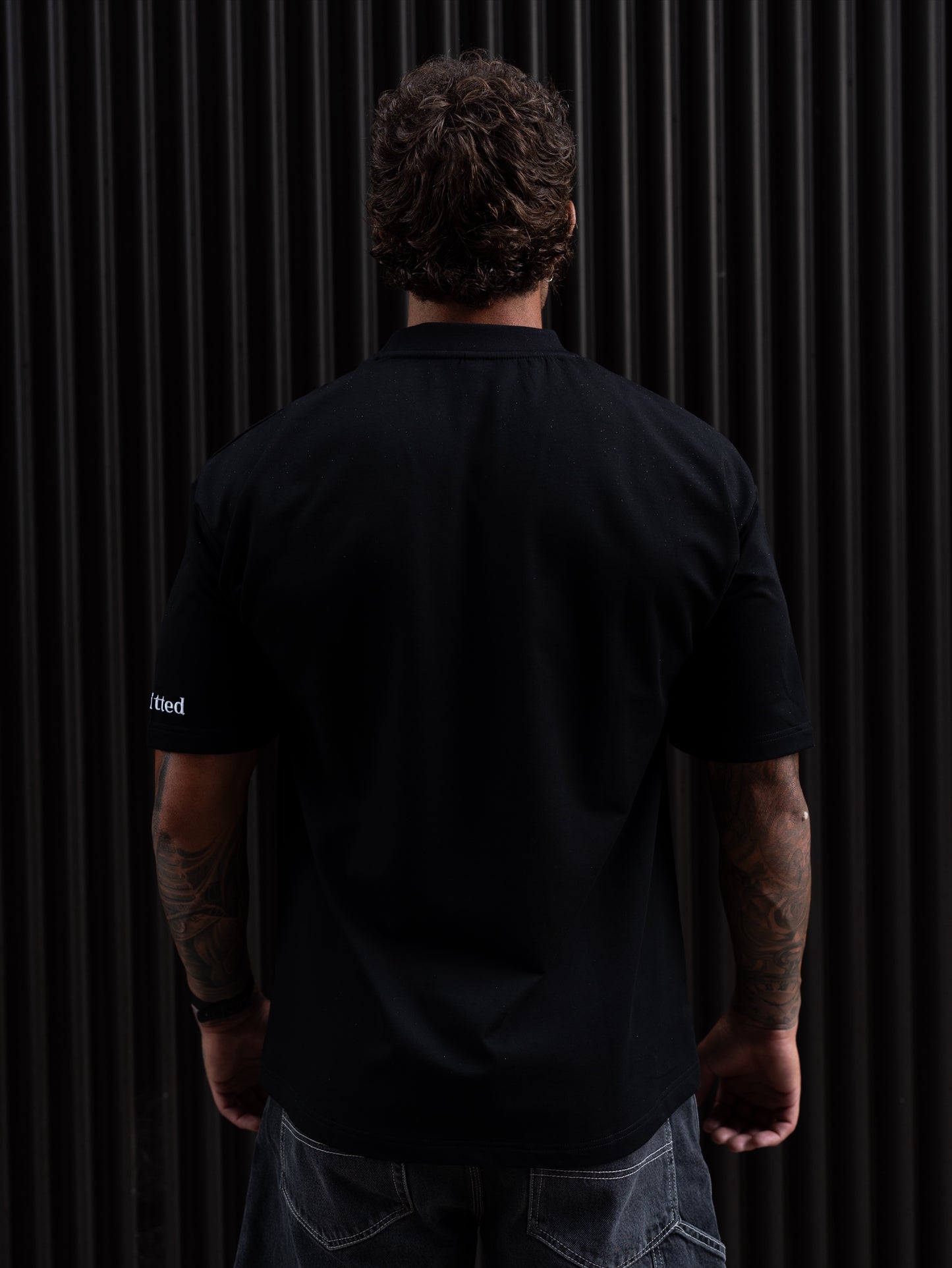 SIGNATURE STATEMENT OVERSIZED TEE