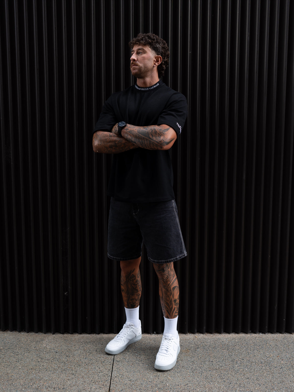 SIGNATURE STATEMENT OVERSIZED TEE