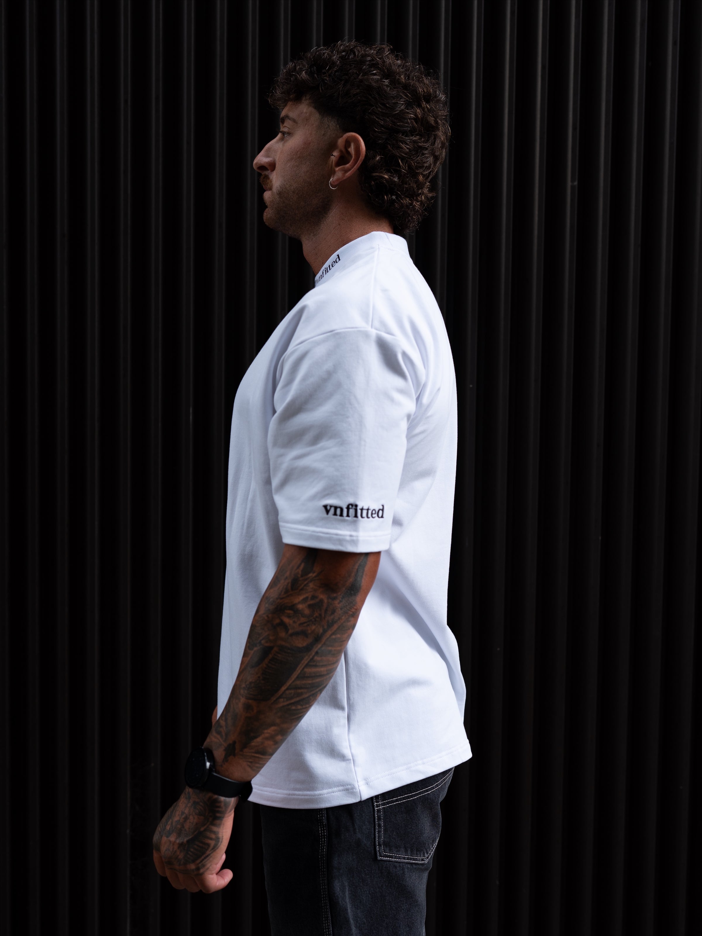 SIGNATURE STATEMENT OVERSIZED TEE