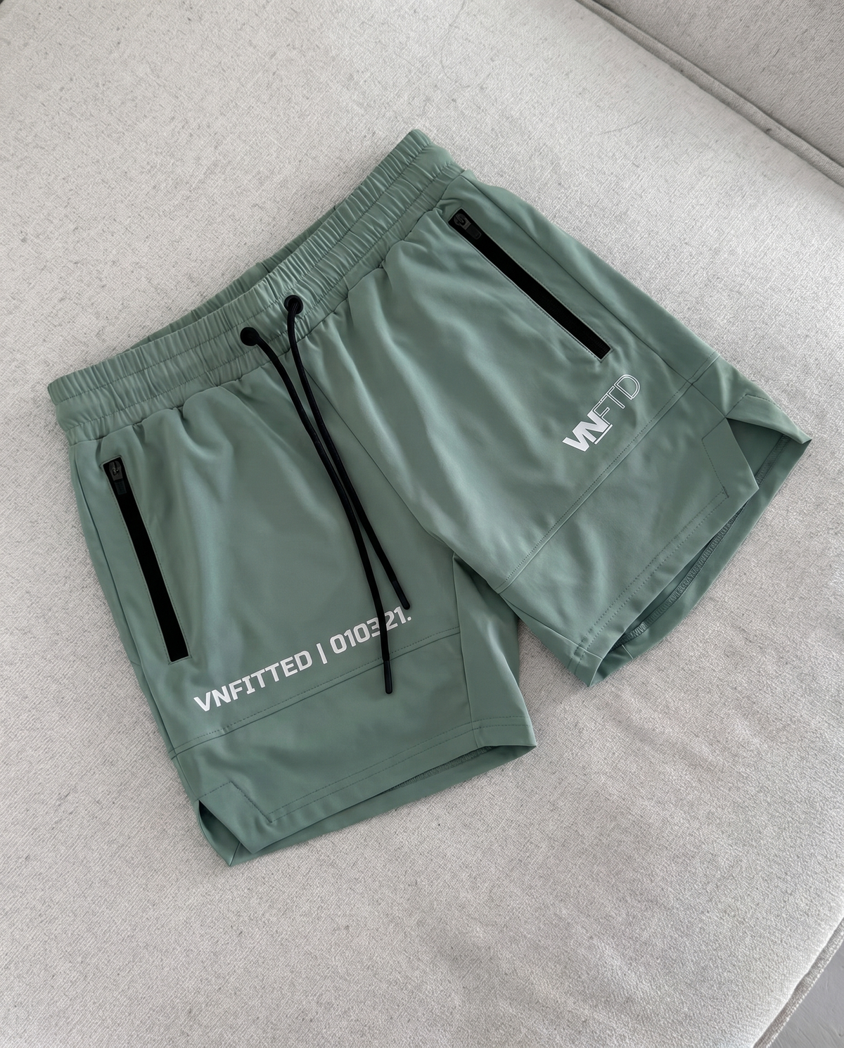 VNP FREEMOVE SHORTS (V2)