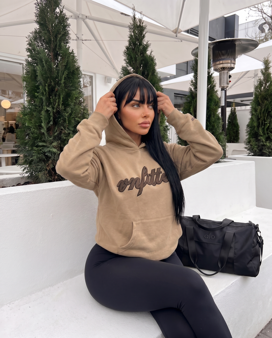 RUNNING EMBROIDERY HOODIE